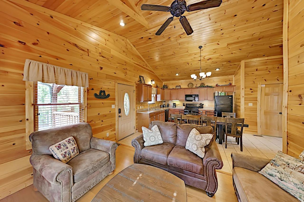 Вілла Gatlinburg Falls Cabin Unit 812 Екстер'єр фото