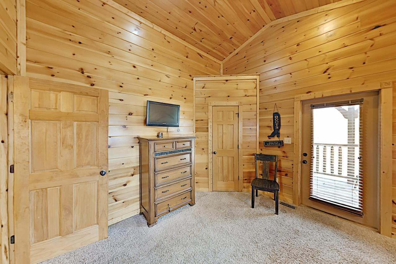 Вілла Gatlinburg Falls Cabin Unit 812 Екстер'єр фото