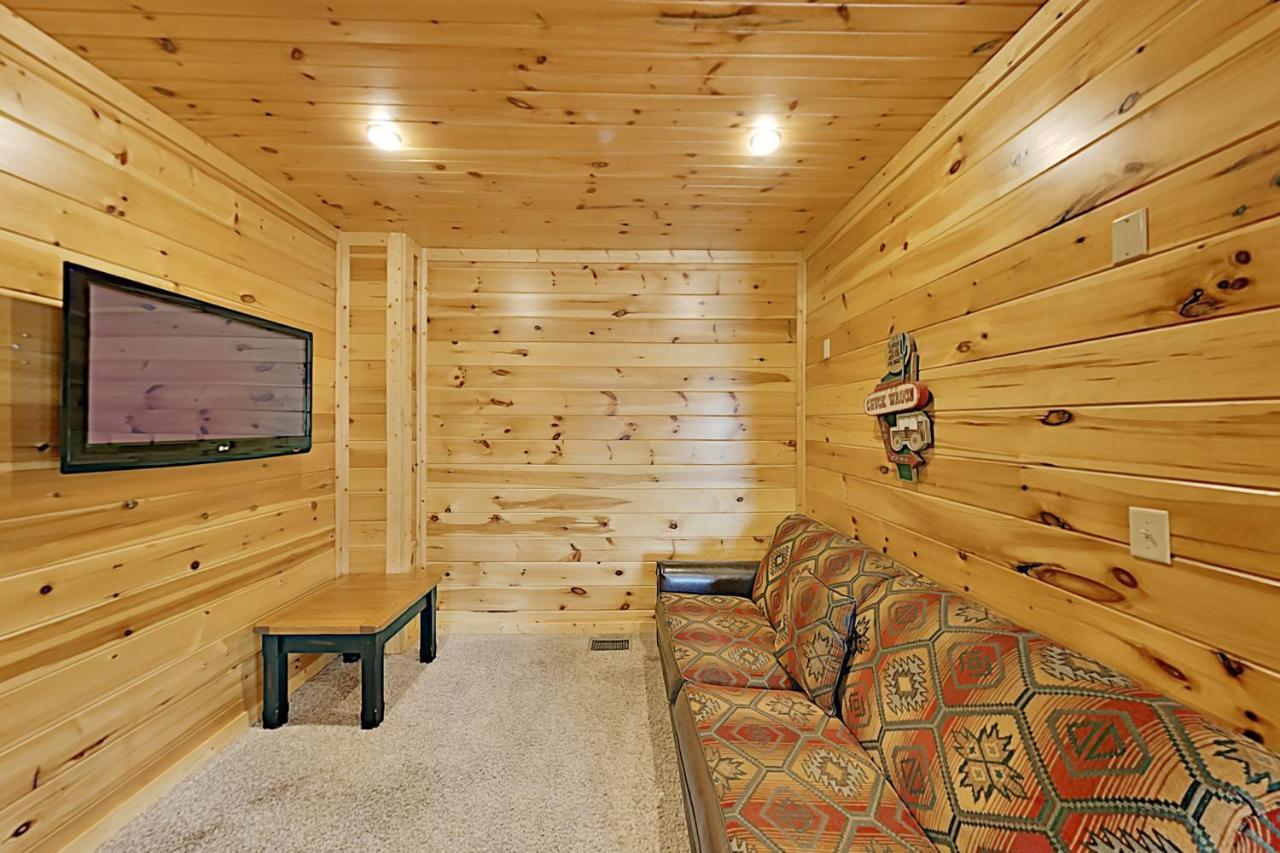 Вілла Gatlinburg Falls Cabin Unit 812 Екстер'єр фото