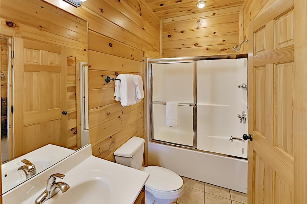 Вілла Gatlinburg Falls Cabin Unit 812 Екстер'єр фото