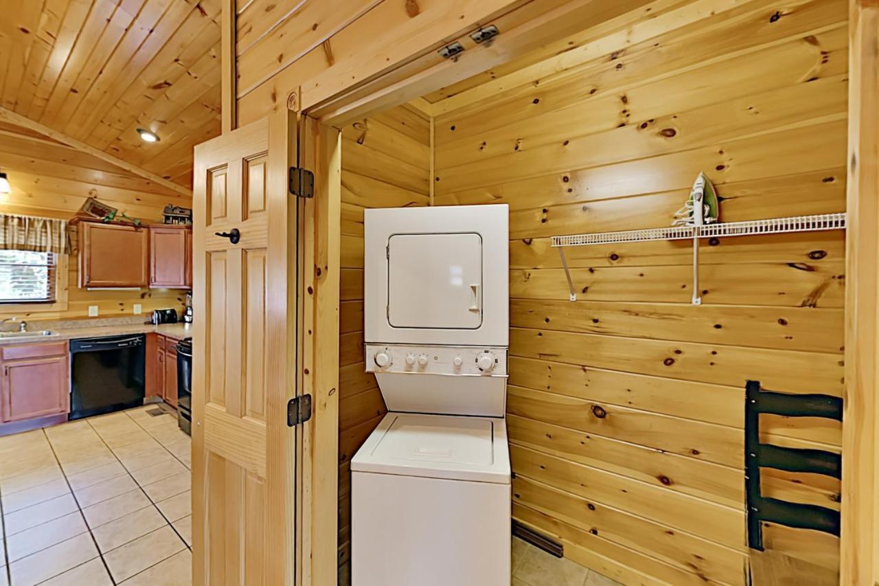 Вілла Gatlinburg Falls Cabin Unit 812 Екстер'єр фото